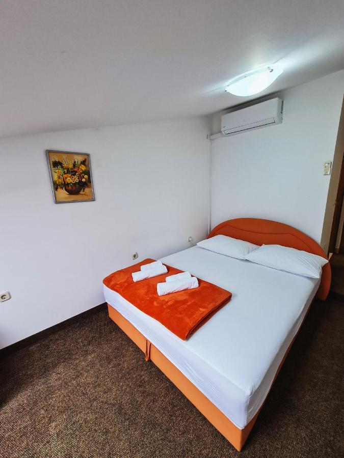Guest House Davorka Neum Exterior photo