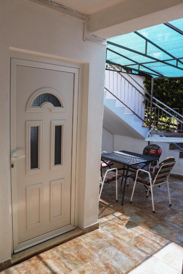 Guest House Davorka Neum Exterior photo